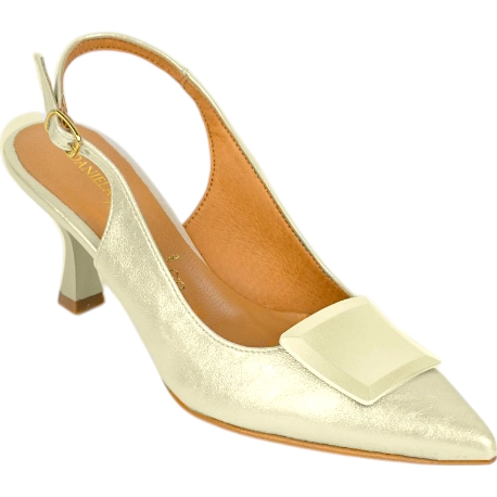 Salón destalonado tacón midi adhara metal Daniela Vega 2619