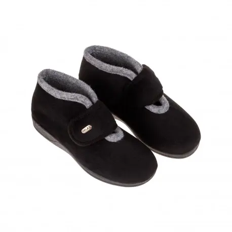 Zapatilla de Casa Bota Mujer Invierno Negro Velcro Guandri 601