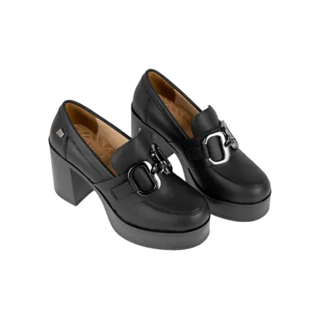 Zapato Tacon Ancho y Plataforma con Estribo Mustang 54031